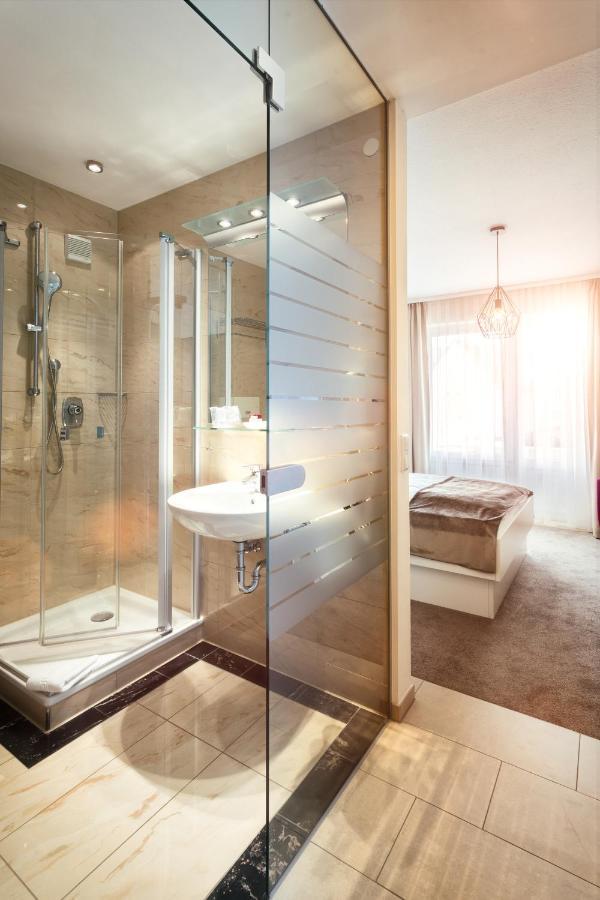Hotel Traube Revital Wurmlingen Экстерьер фото