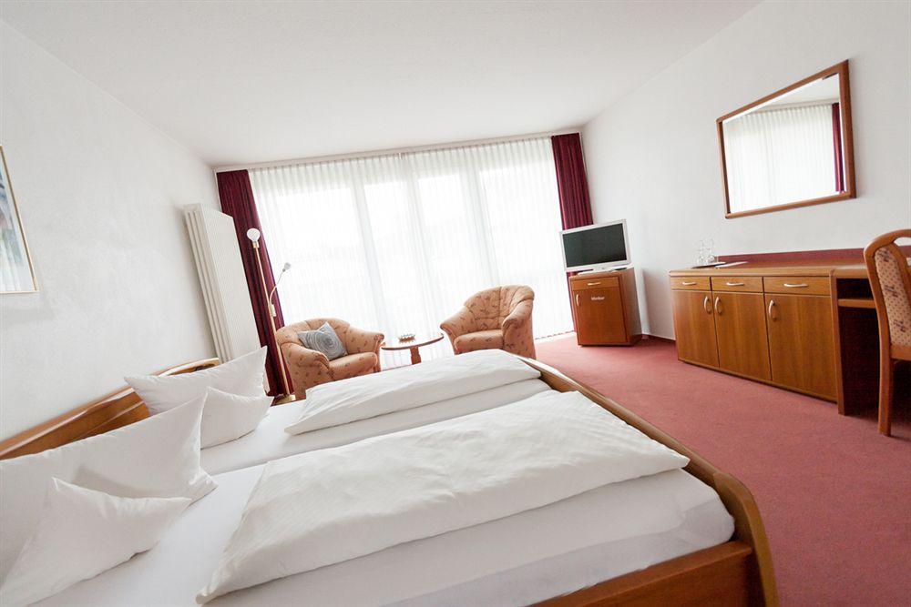Hotel Traube Revital Wurmlingen Экстерьер фото