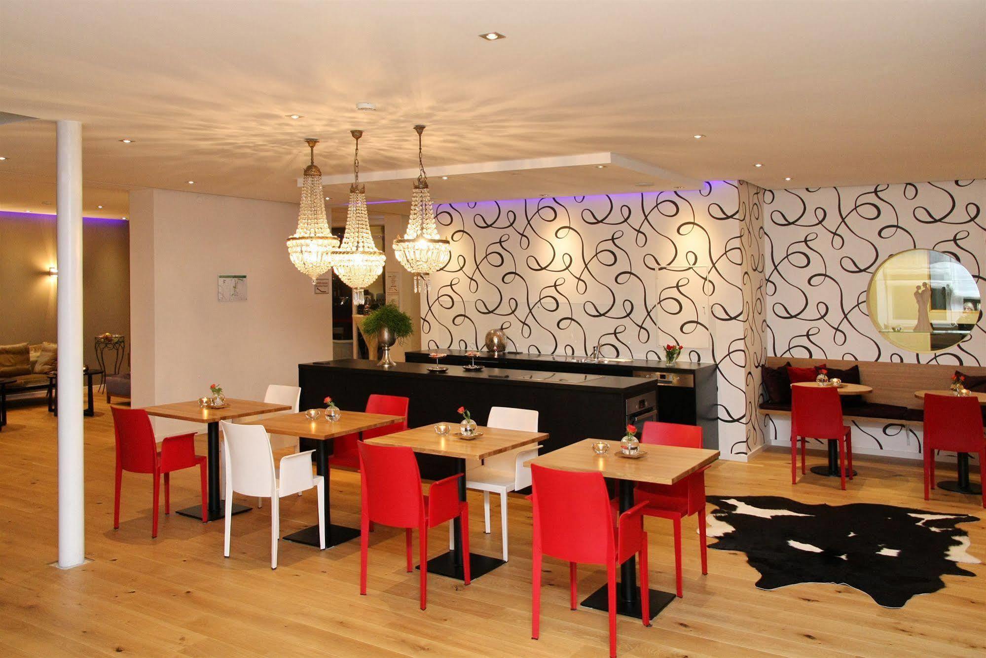 Hotel Traube Revital Wurmlingen Экстерьер фото